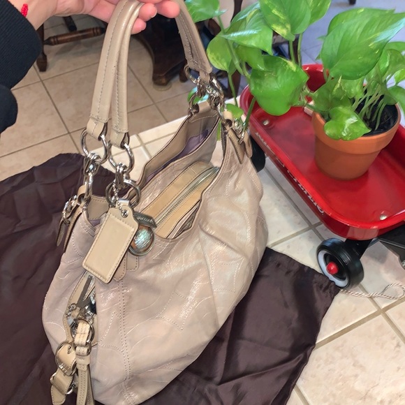 Coach Bag - Picture 12 of 15